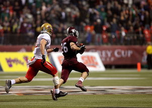 九游娱乐在线-北京鸭本土球员逐渐挑起进攻重担，北京鸭男篮新logo